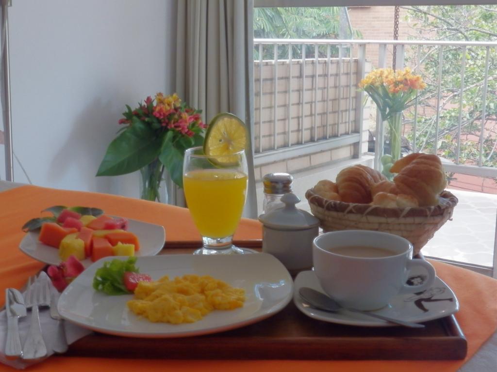Hotel Casa Santa Monica Norte Cali Extérieur photo